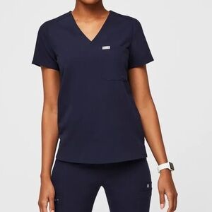 Catarina One-Pocket Scrub Top™-Navy